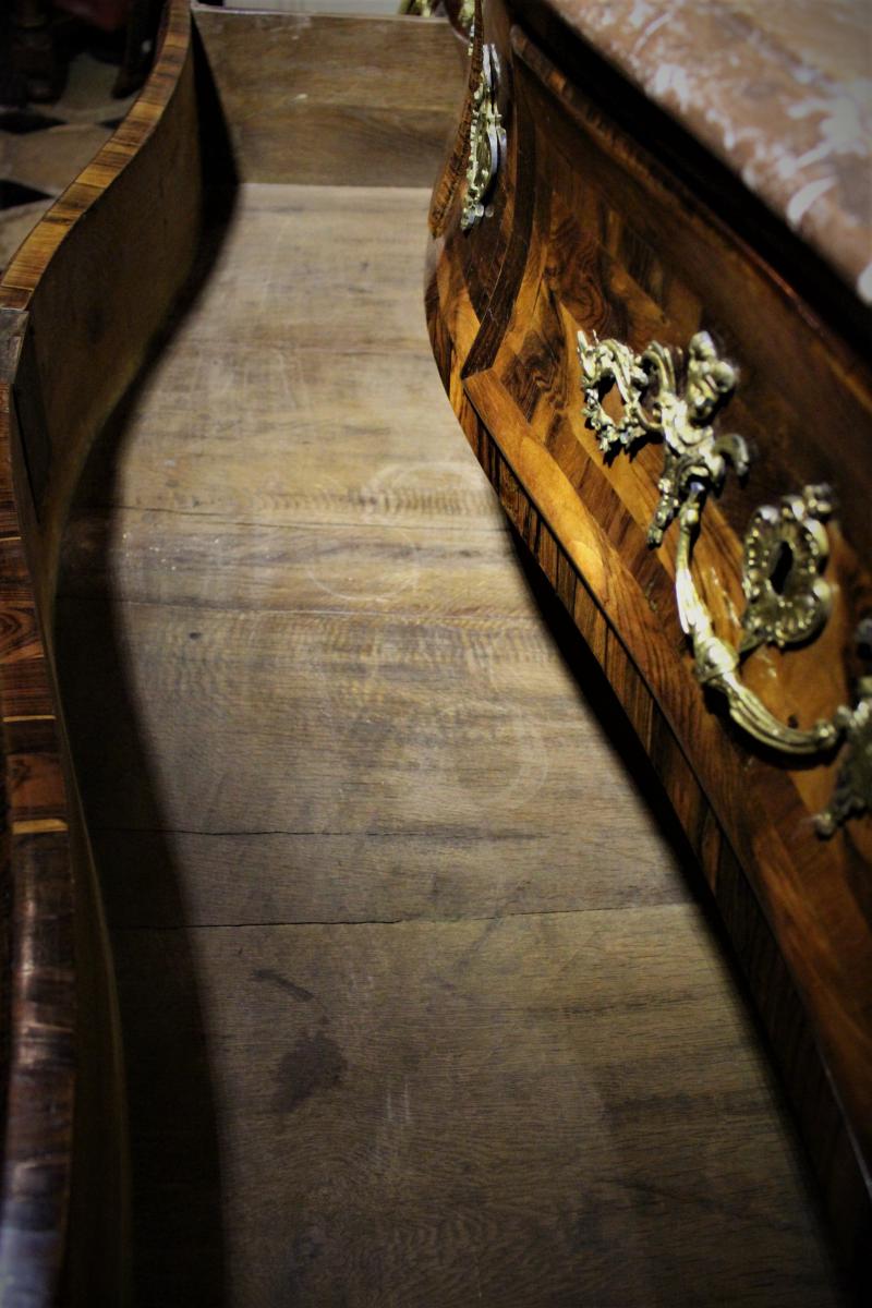Commode Galbée Marquetée époque Régence-photo-4