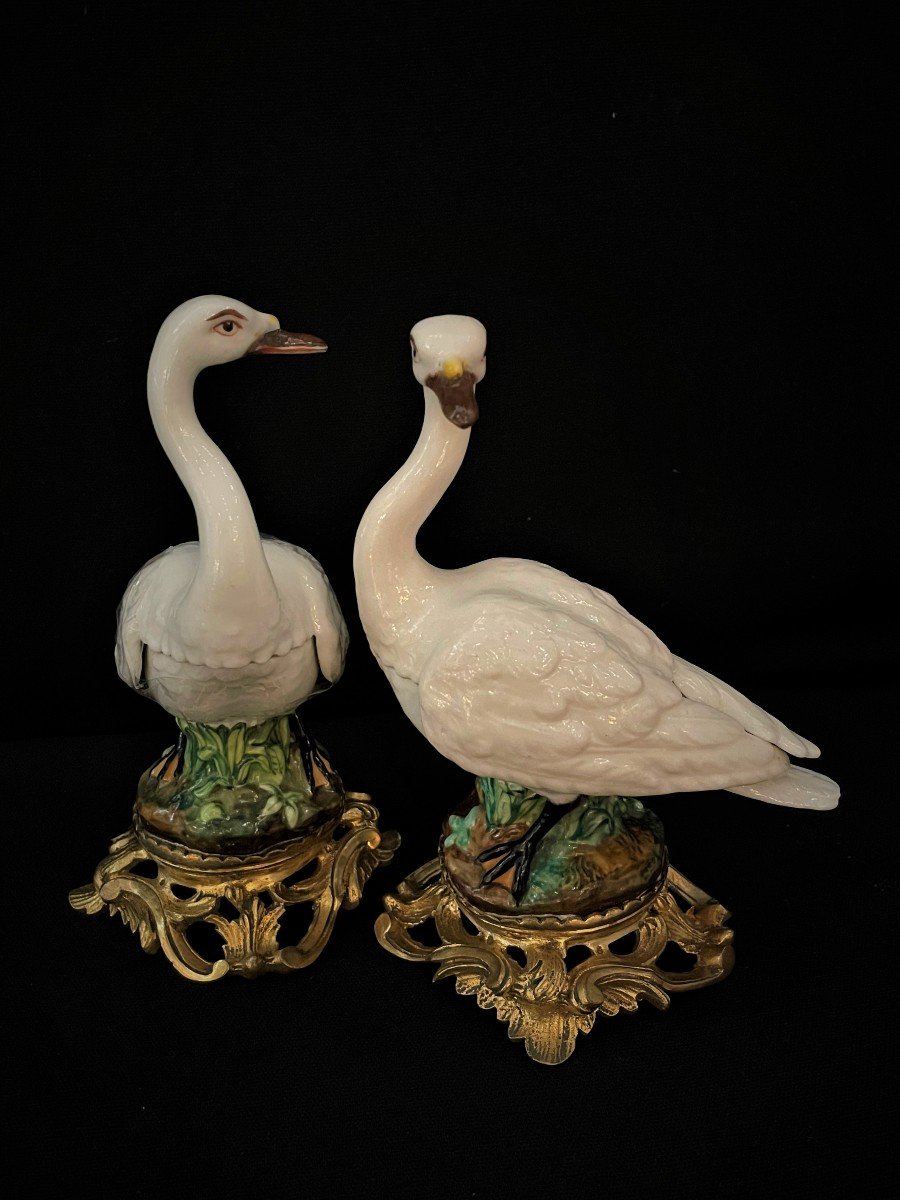 Pair Of Swans In Porcelain And Gilt Bronze-photo-4