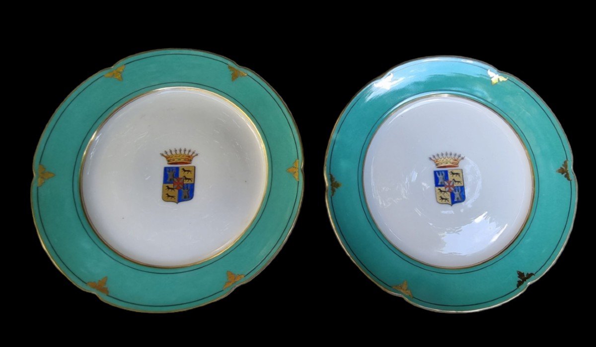 Pair Of Armorial Cake Dishes Napoleon III Period Porcelain De Paris-photo-1