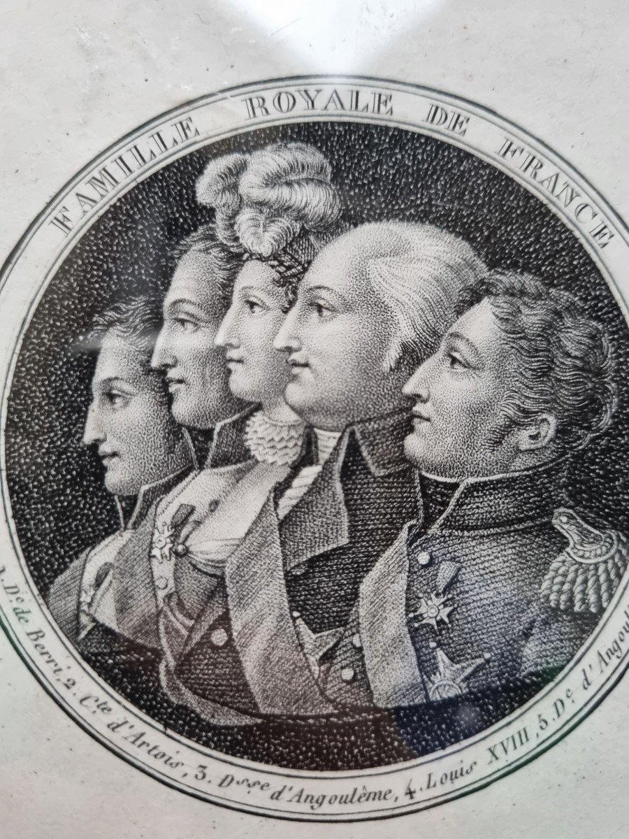 SOUVENIR ROYALISTE - GRAVURE  2 LOUIS XVIII FAMILLE ROYALE MADAME ANGOULEME BERRY CHARLES,X-photo-2