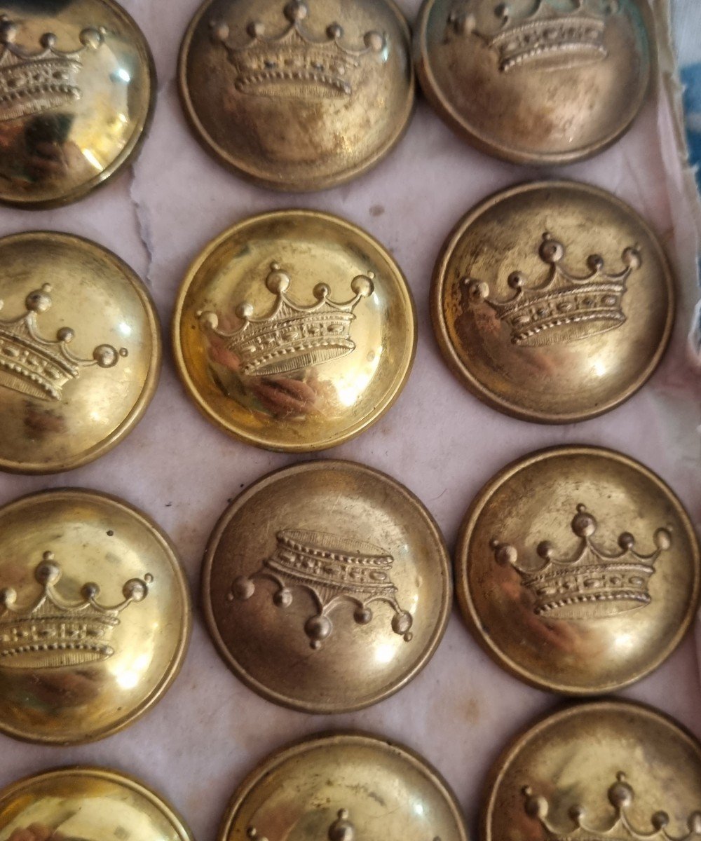 24 BOUTONS DE LIVRÉE COURONNE VICOMTE FIN XIXe