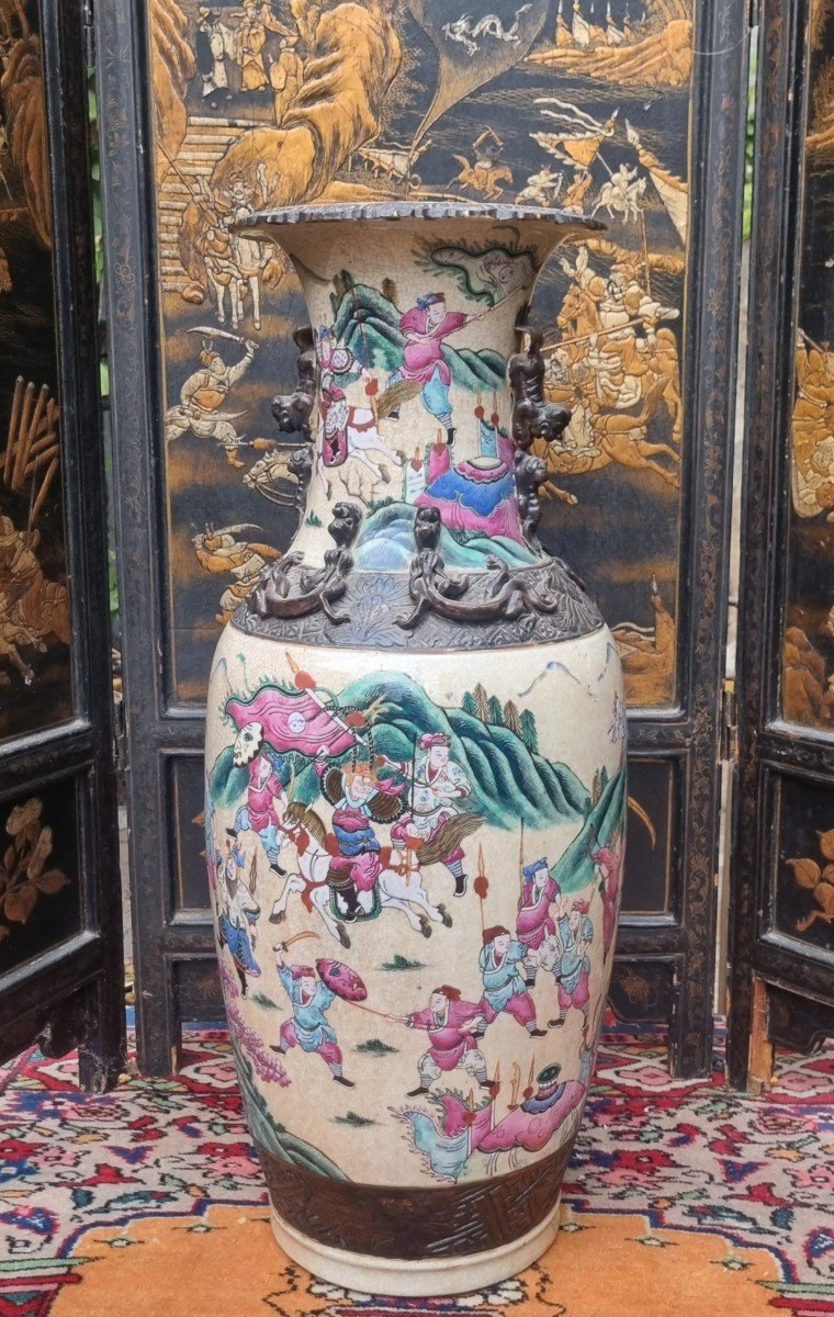 Large Cracked Porcelain Vase From Nankin China 19th Century 61 Cm
