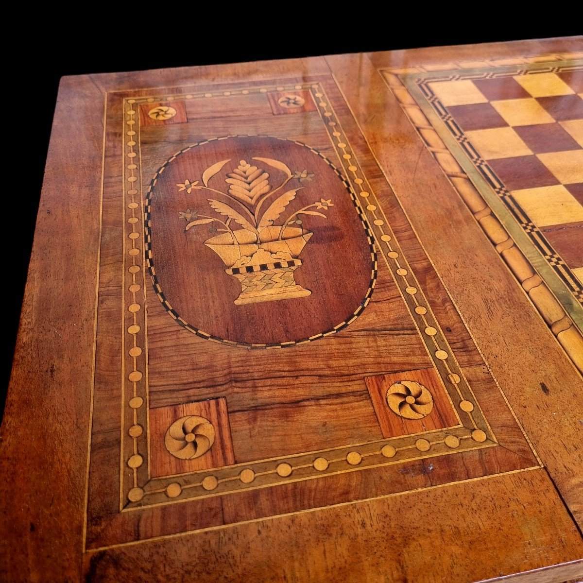 TABLE A JEUX EN MARQUETERIE ÉPOQUE LOUIS XVI XVIIIe-photo-2