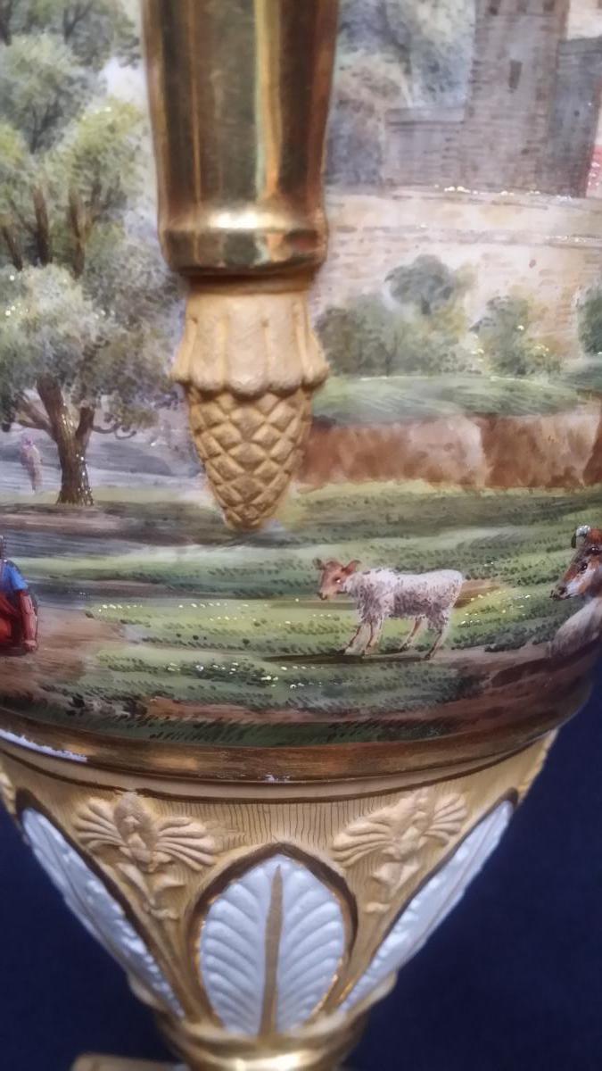 VASE EN SÈVRES OU PARIS FIN XVIIIE ou début XIXe-photo-1