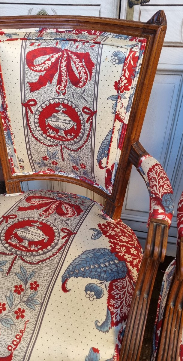 Pair Of Louis XVI Period Cabriolet Armchairs-photo-8