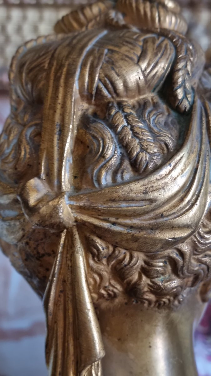 BUSTE EN BRONZE DORÉ DE DIANE DE POITIERS D'APRÈS JEAN GOUJON-photo-3