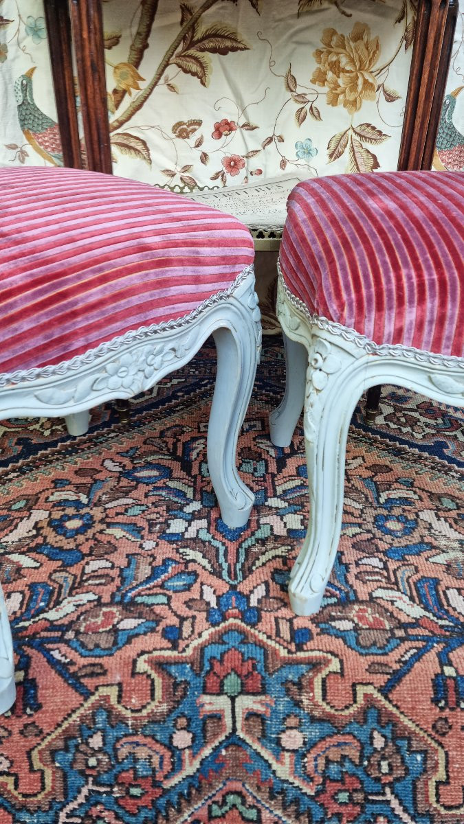 PAIRE DE TABOURETS EN BOIS PEINT DE STYLE LOUIS XV TISSU PIERRE FREY-photo-4