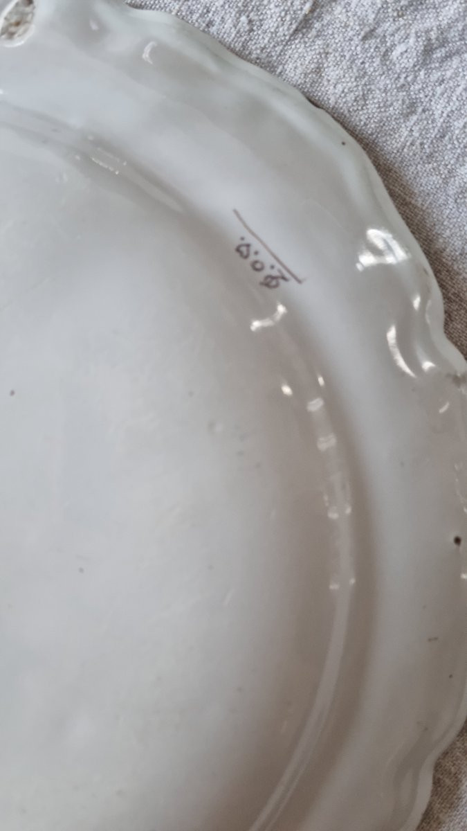 PETIT PLAT EN FAIENCE DE MOUSTIERS ARMORIÉ ARMOIRIES ATELIER OLERYS SIGNÉ PROVENCE-photo-4