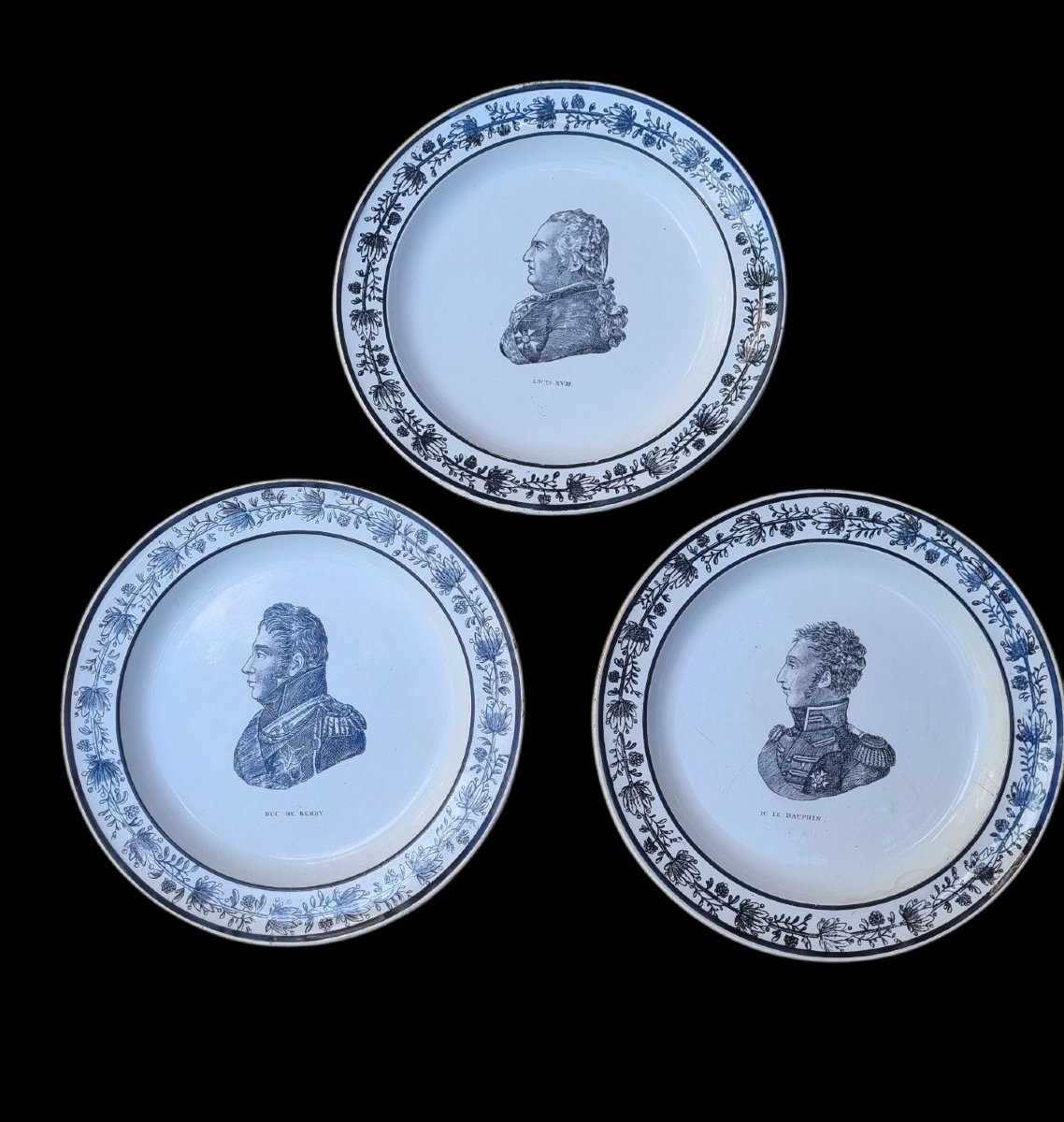 SERIE DE TROIS ASSIETTES FAÏENCE FINE CHOISY LE ROI ROYALISTE LOUIS XVIII ANGOULEME BERRY DUC-photo-3