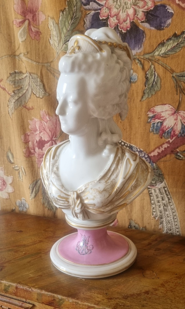 Bust Of Marie-antoinette In Paris Porcelain 19th Century Sèvres 