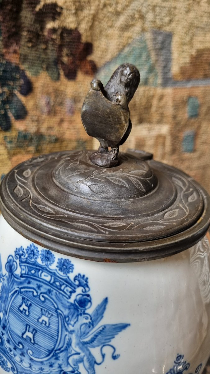 POT COUVERT AUX ARMES DE LA MARQUISE DE POMPADOUR FAÏENCE MOUSTIERS PAR SAMSON STYLE XVIIIe-photo-6