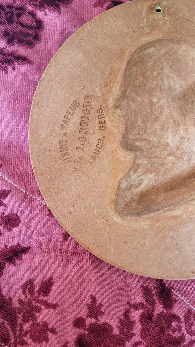 Profile Medallion Henry IV Terracotta 19th Century Lartigue Steam Factory In Auch Henry Royal Bourbo-photo-3