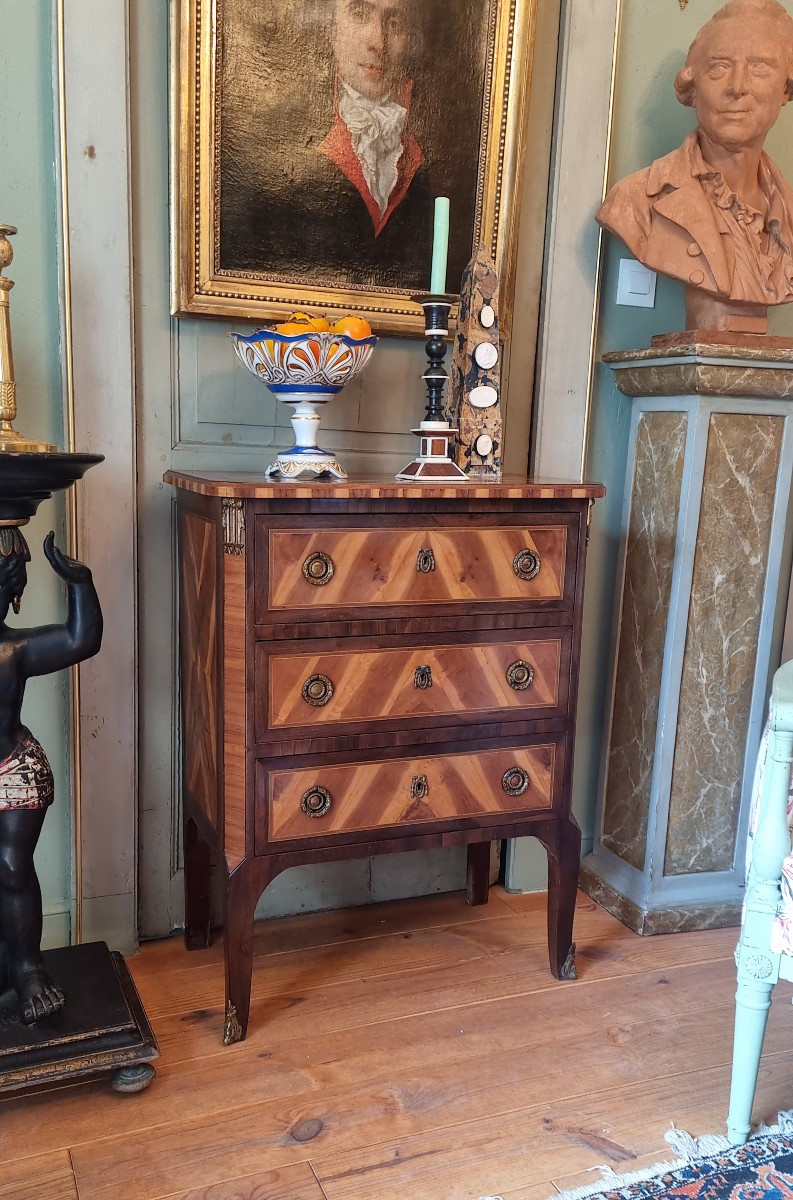 COMMODE COMMODINE D'ENTRE DEUX MARQUETERIE ÉPOQUE XVIIIe LOUIS XVI