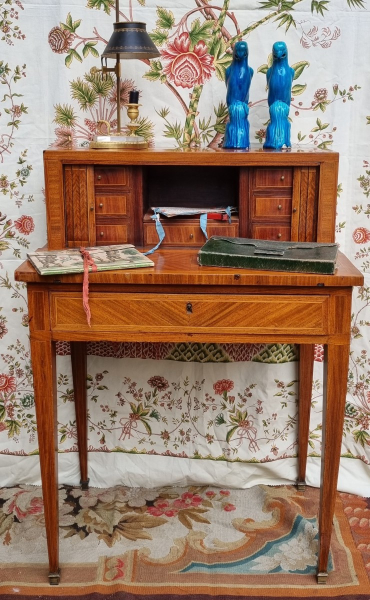 BONHEUR DU JOUR BUREAU DE DAME STYLE LOUIS XVI ÉPOQUE NAPOLÉON III