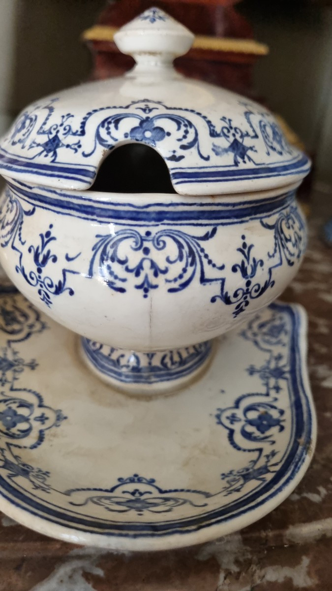 FAÏENCE DE JULES VIEILLARD À BORDEAUX SERVICE MOUSTIERS SAUCIÈRE -photo-3