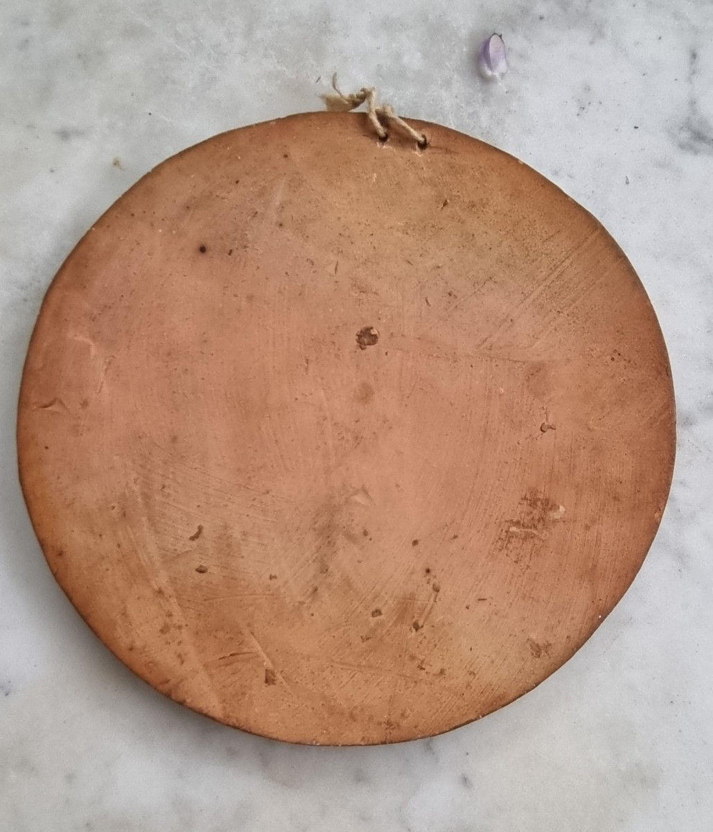 MEDAILLON EN TERRE CUITE SCENE MYTHOLOGIQUE BAS-RELIEF-photo-1