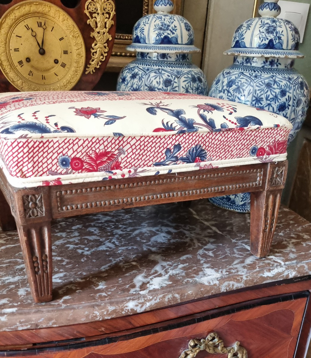 TABOURET DE PIEDS REPOSE-PIEDS EPOQUE LOUIS XVI TISSU BRAQUENIE