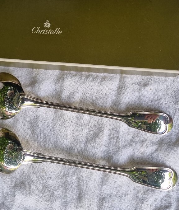 ORFEVRERIE CHRISTOFLE COUVERTS A SALADE MODÈLE CHINON FILETS MÉTAL ARGENTÉ