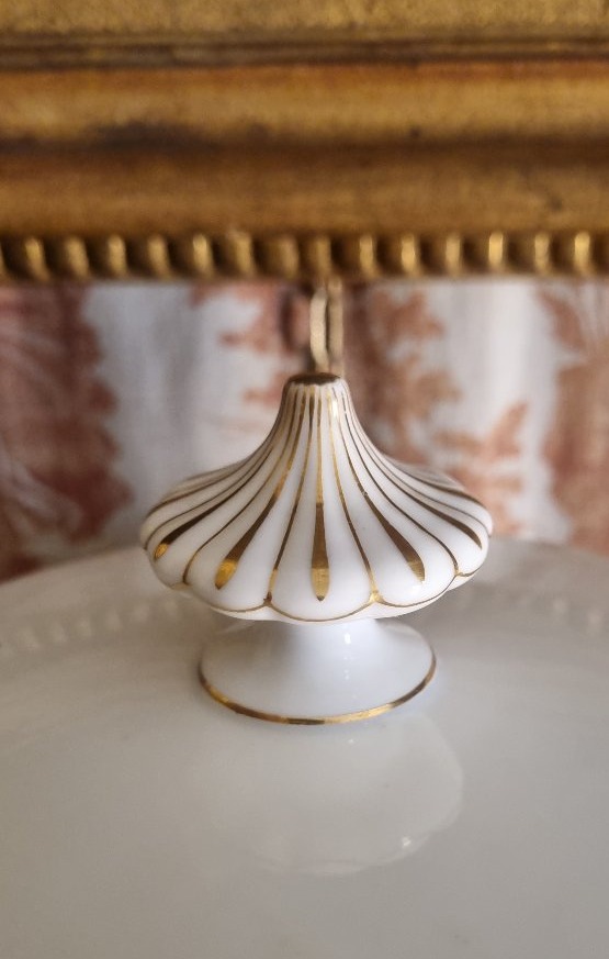 PORCELAINE DE SÈVRES ÉPOQUE NAPOLÉON III 1862 AU CHIFFRE DE NAPOLÉON III SOUPIÈRE 1862-photo-3