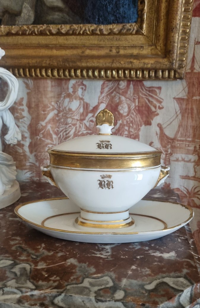 SUCRIER PORCELAINE DE PARIS EMPIRE EMPIRE BLANC ET OR  SAUCIERE COURONNE BARON-photo-2