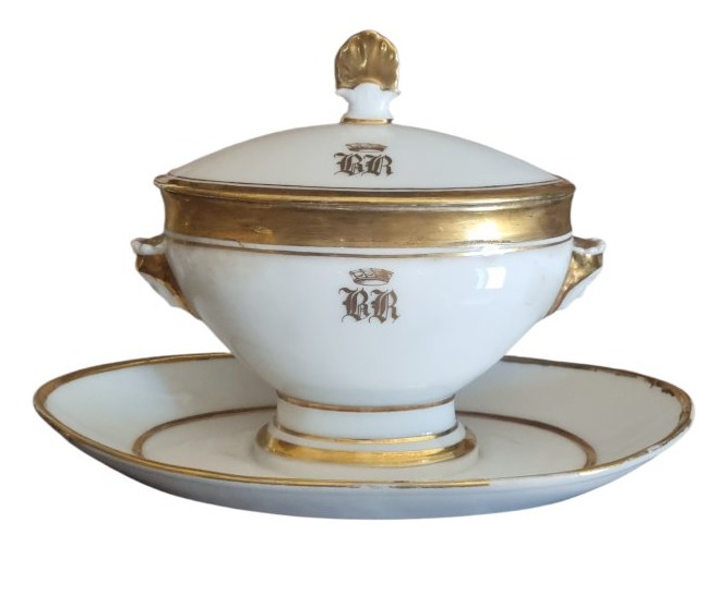 SUCRIER PORCELAINE DE PARIS EMPIRE EMPIRE BLANC ET OR  SAUCIERE COURONNE BARON