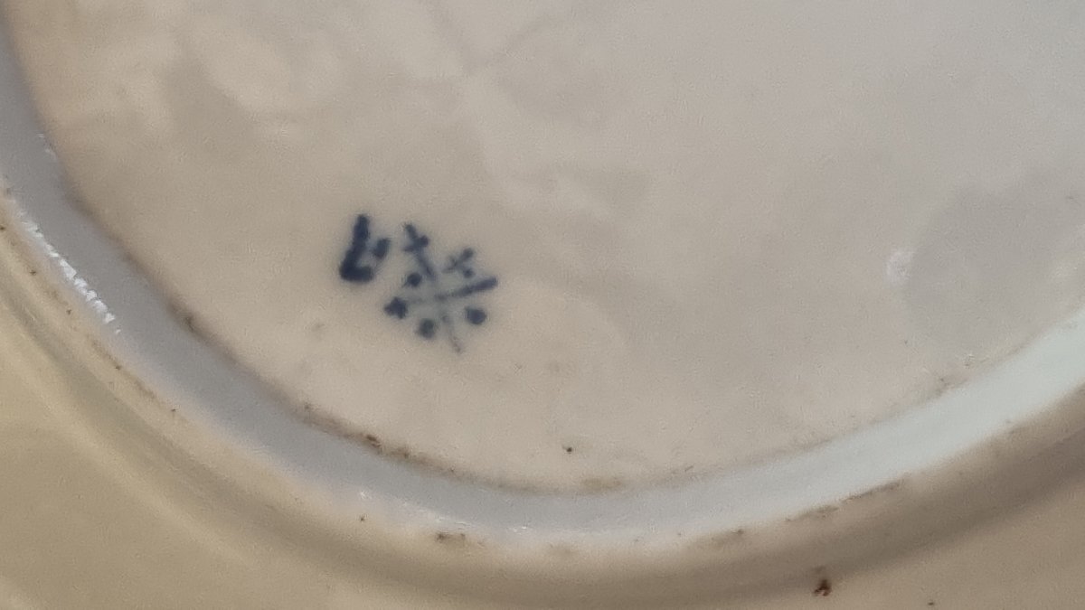 Pair Of 18th-century Tournai Porcelain Plates, "ronda" Oval Plate-photo-2