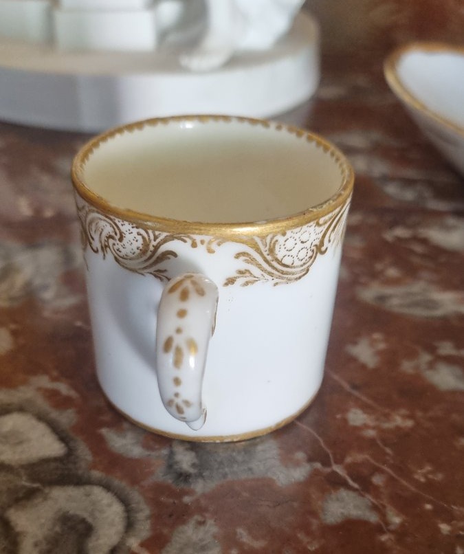PORCELAINE DE SEVRES VERS 1770 DEMI LITRON TASSE EPOQUE XVIIIe-photo-2