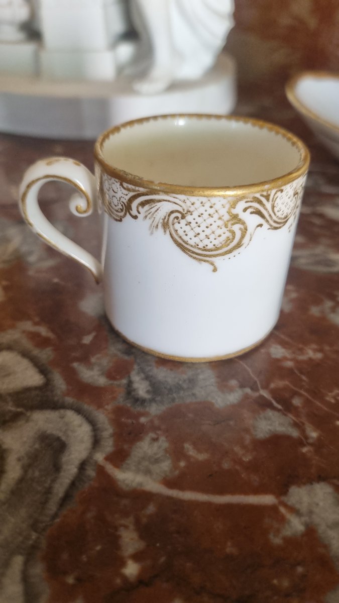 PORCELAINE DE SEVRES VERS 1770 DEMI LITRON TASSE EPOQUE XVIIIe-photo-4