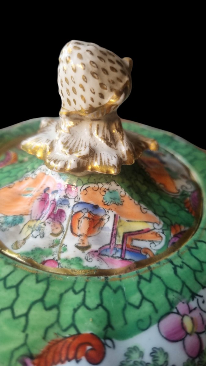 English Fine Earthenware Tea Pot, Circa 1840, With Chinese Decor-photo-2