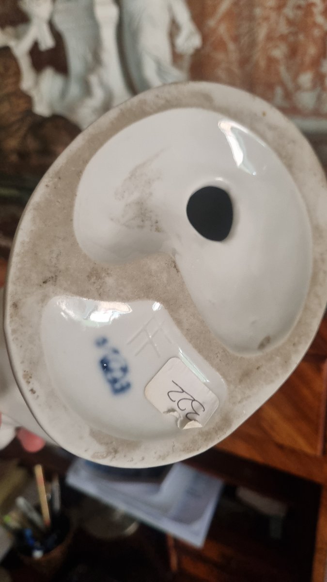 BOULEDOGUE CHIEN Manufacture de porcelaine de Lomonossov (LFZ) -photo-1