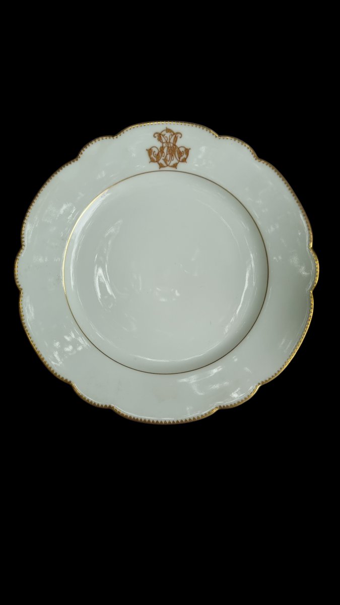 Small White And Gold Limoges Porcelain Table Set In The Napoleon III Style -photo-3