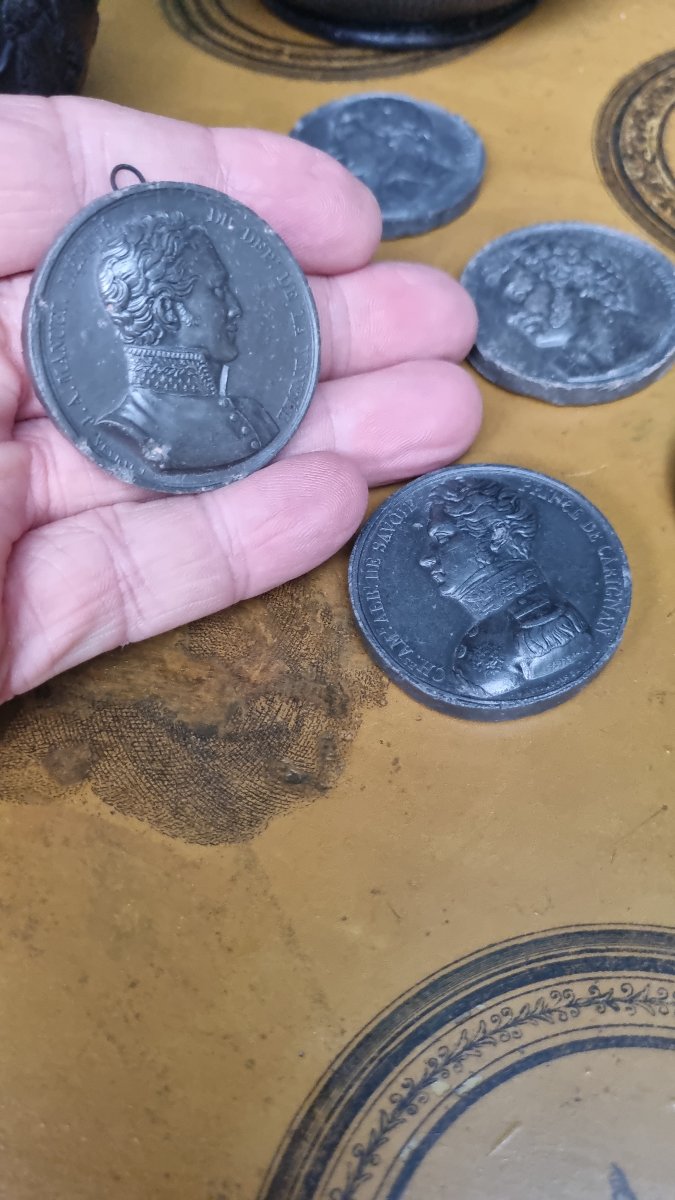 6 Plaster Medallions, "grand Tour" Souvenir Style, Circa 1830-photo-1