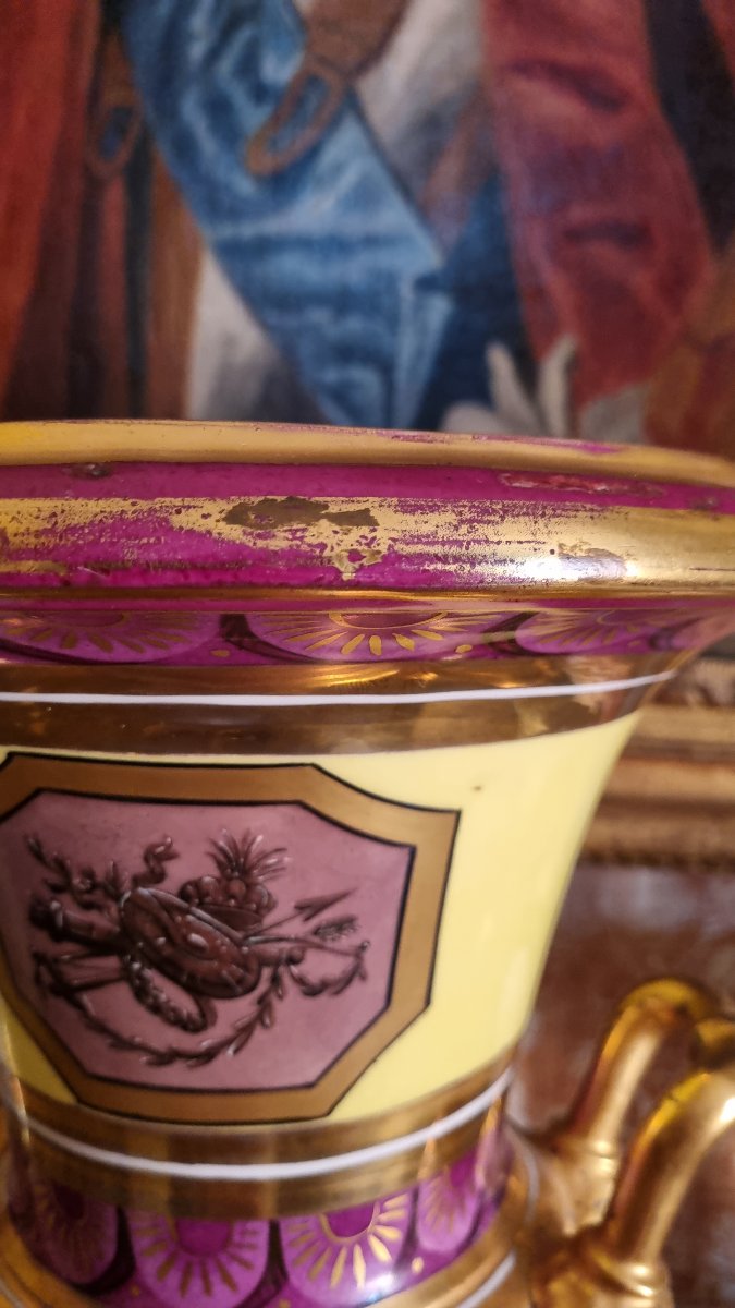 LE TALLEC PORCELAINE DE PARIS GRAND VASSE DE STYLE  MEDICIS DIRECTOIRE FIN XVIIIe-photo-1