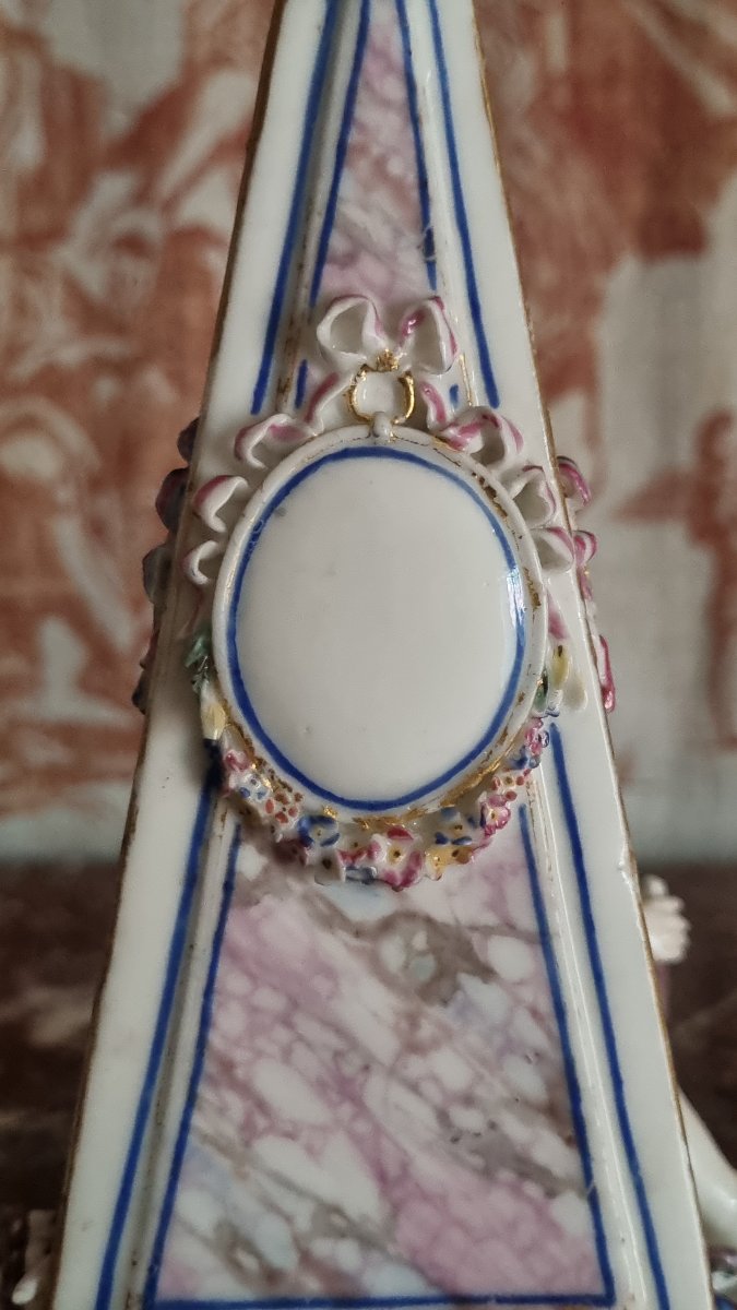Mennecy Soft Porcelain, Duke Of Villeroy, 18th-century Group, Obelisk With Putti-photo-2