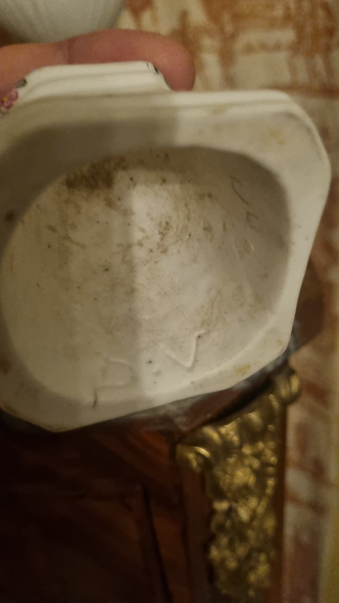 RARE PAIRE DE SOCLES EN PORCELAINE TENDRE DE MENNECY EPOQUE XVIIIe PIEDESTAL-photo-1