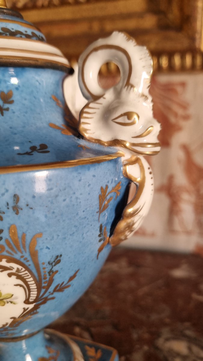 Covered Vase. Porcelain In The Sèvres Style, Late 19th Century, Napoleon III, Paris-photo-3