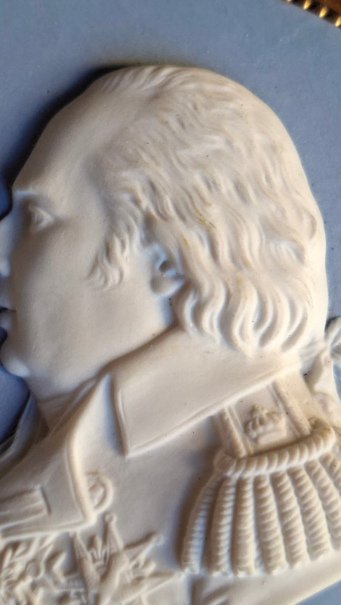 BISCUIT DE SEVRES PAR BRACHARD PROFIL EN BUSTE DE LOUIS XVIII ROI MEDAILLON -photo-3