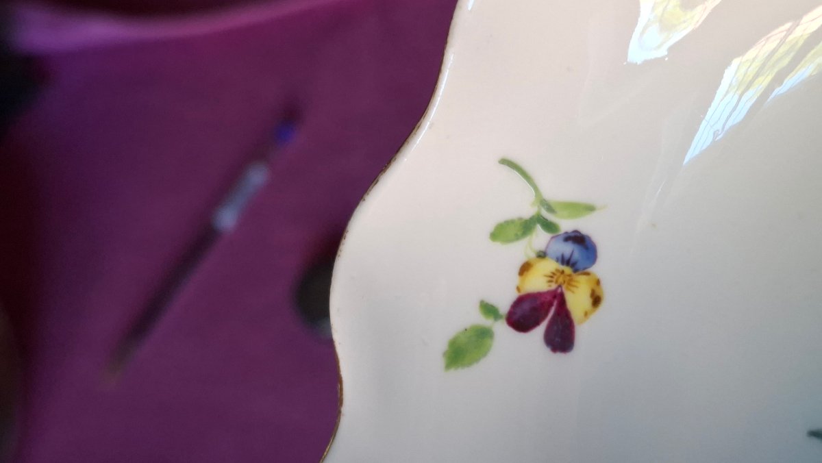 PETITE COUPE EN PORCELAINE DE MEISSEN EPOQUE XVIIIe-photo-3