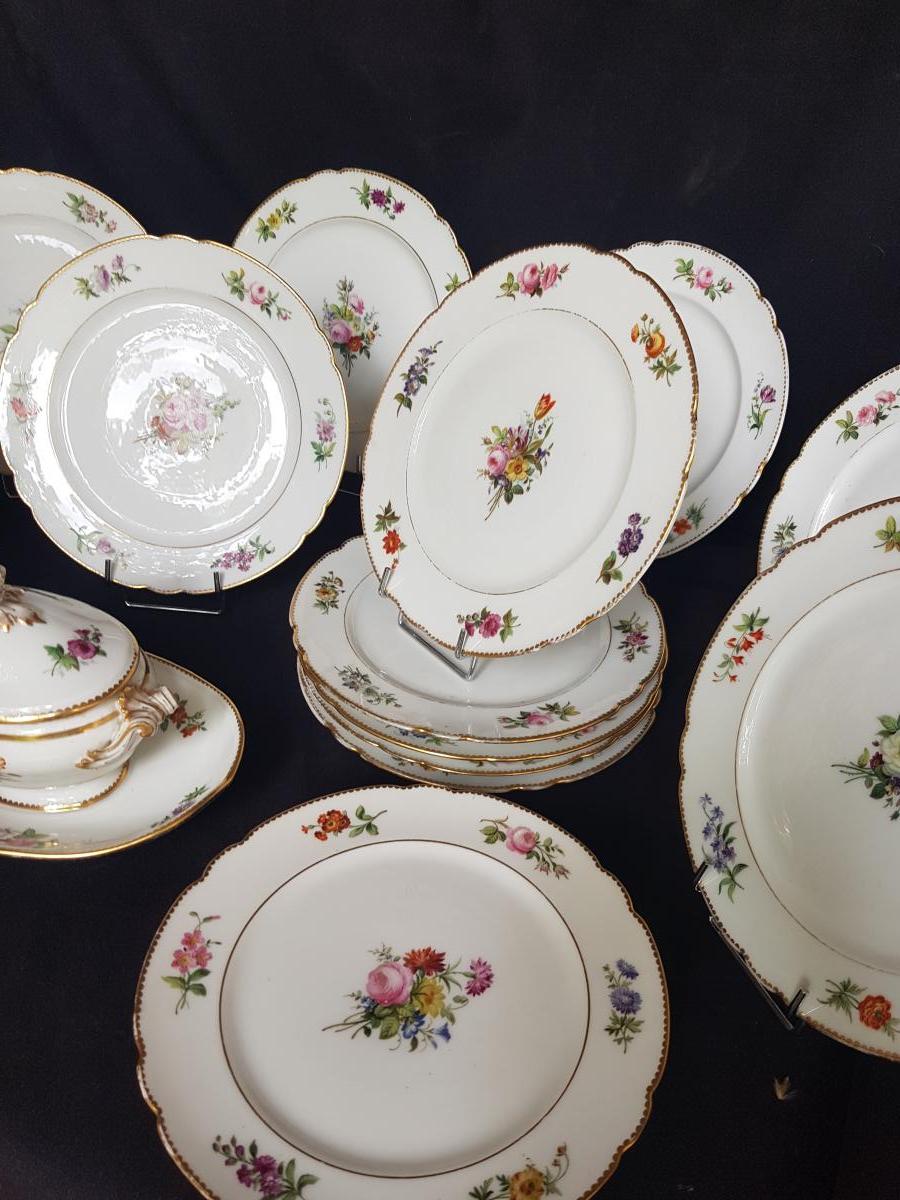L'ESCALIER DE CRISTAL LAHOCHE SERVICE ASSIETTES PORCELAINE E-photo-2