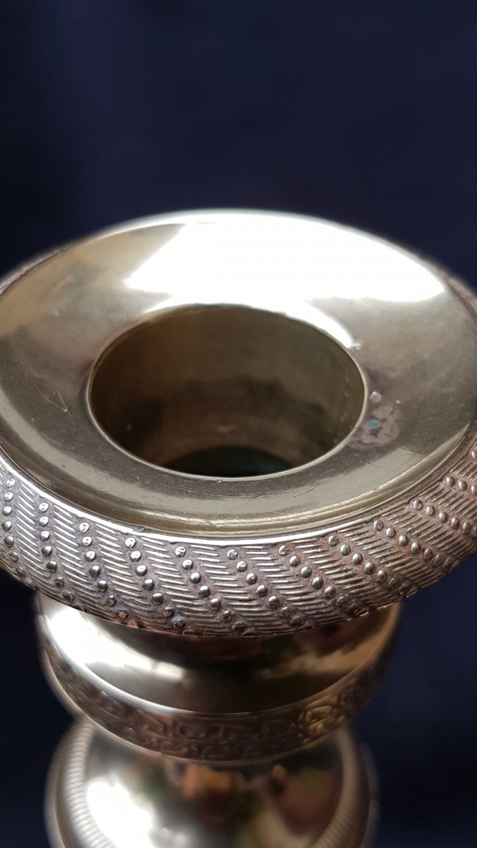 PAIRE DE BOUGEOIRS EN BRONZE DORÉ ÉPOQUE EMPIRE DÉBUT XIXe-photo-6
