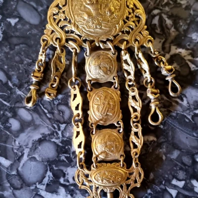 Premiere-Image-1736677