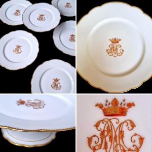 5 ASSIETTES ET 1 PRESENTOIR PORCELAINE DE PARIS NAPOLÉON III  COURONNE MARQUIS ARMOIRIES