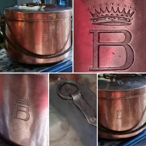 Copper Covered Cauldron Coat Of Arms Count Crown 18th/19th Century 