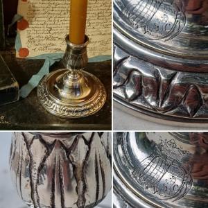 BOUGEOIR  À ÉCRIRE ARMOIRIES COURONNE MARQUIS MÉTAL ARGENTÈ XVIIIe ÉPOQUE RÉGENCE 