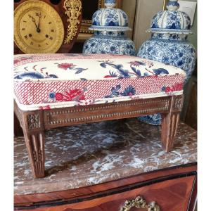 Louis XVI Period Foot Stool With Braquenie Fabric