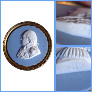 BISCUIT DE SEVRES PAR BRACHARD PROFIL EN BUSTE DE LOUIS XVIII ROI MEDAILLON