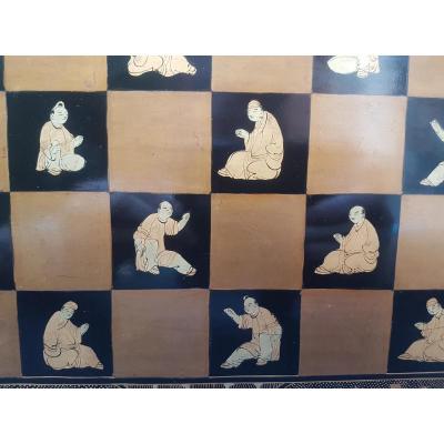 Apron Lady Chess Game Echiquier Blackgammon Broken Head