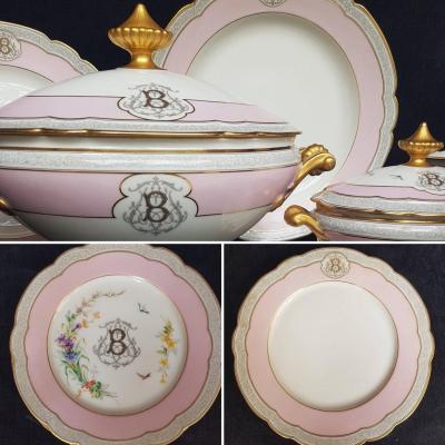 PORCELAINE DE PARIS ÉPOQUE NAPOLÉON III SERVICE DE TABLE