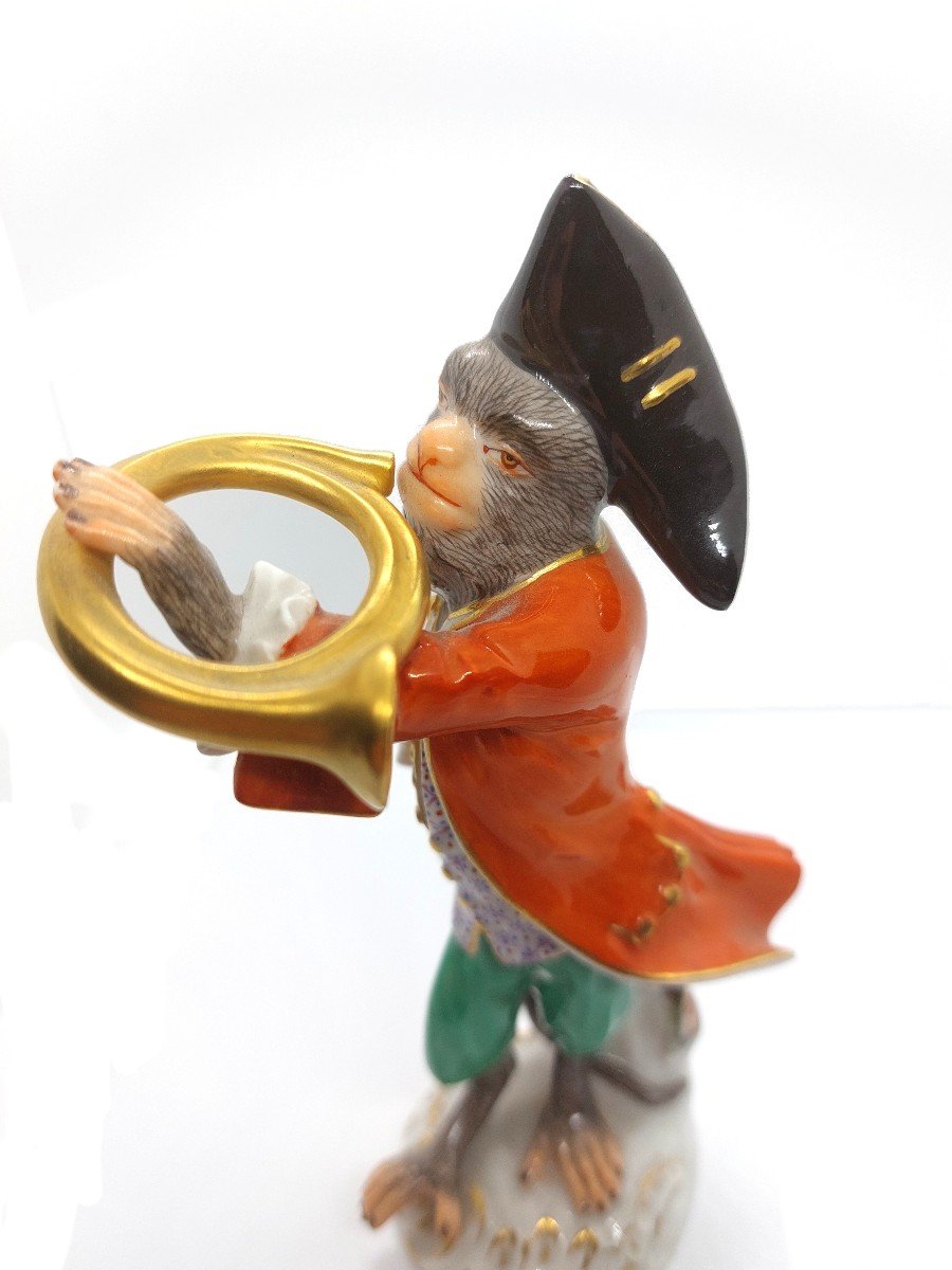 Monkey Musician Figurine "horn Player" By The Meissen Manufacture-photo-2