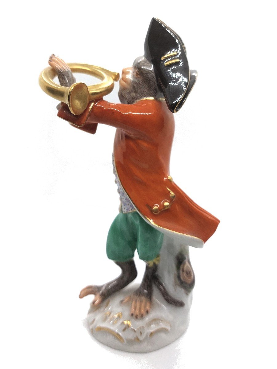 Monkey Musician Figurine "horn Player" By The Meissen Manufacture-photo-1